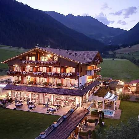 Vitalpina Hotel Magdalenahof-2